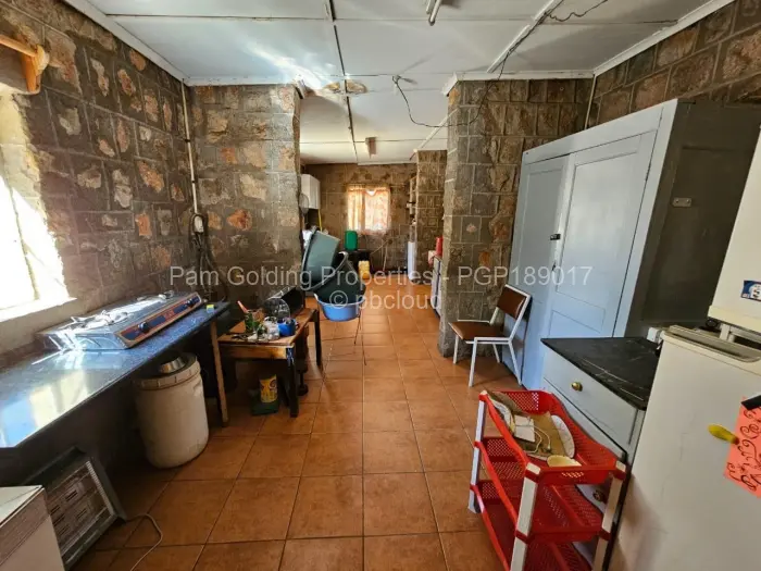 7 Bedroom House for Sale in Fortunes Gate, Bulawayo