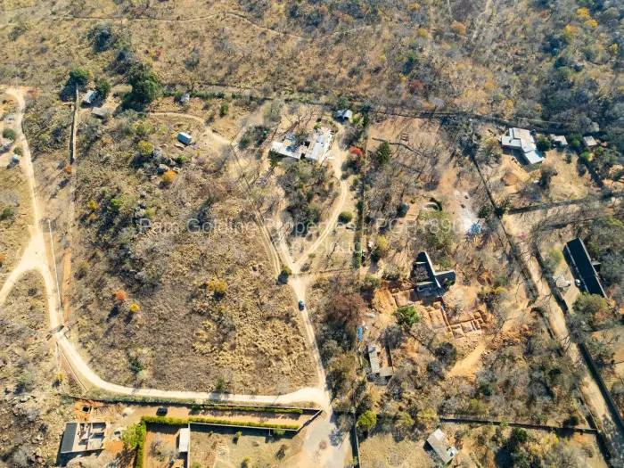 7 Bedroom House for Sale in Fortunes Gate, Bulawayo