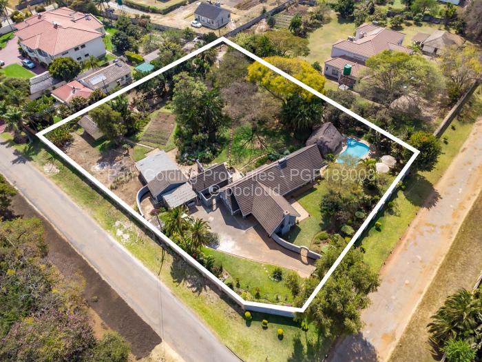 4 Bedroom House for Sale in Borrowdale, Harare