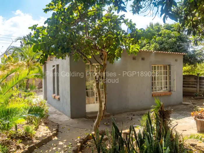 4 Bedroom House for Sale in Borrowdale, Harare