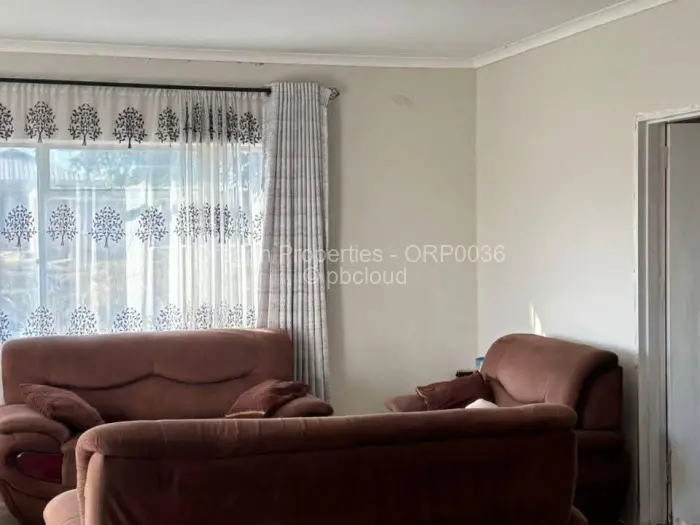 3 Bedroom House to Rent in Waterfalls, Harare