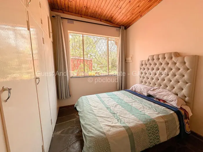 5 Bedroom House for Sale in Monavale, Harare