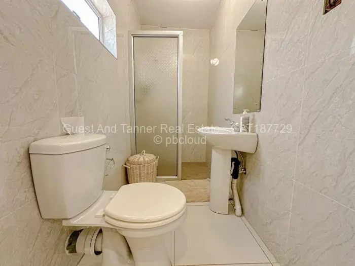 5 Bedroom House for Sale in Monavale, Harare