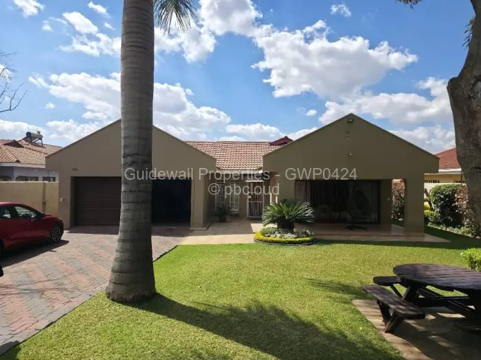 4 Bedroom House for Sale in Westgate, Harare