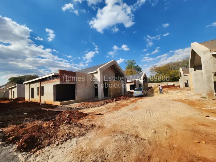 Townhouse/Cluster for Sale in Borrowdale, Harare