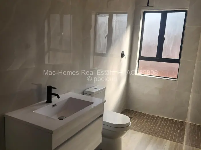 Townhouse/Cluster for Sale in Borrowdale, Harare