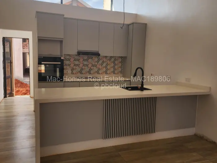 Townhouse/Cluster for Sale in Borrowdale, Harare