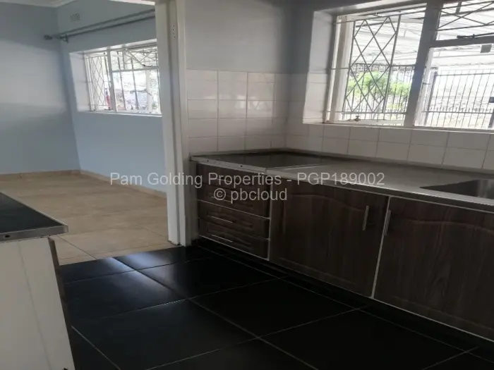 2 Bedroom Cottage/Garden Flat for Sale in Mabelreign, Harare