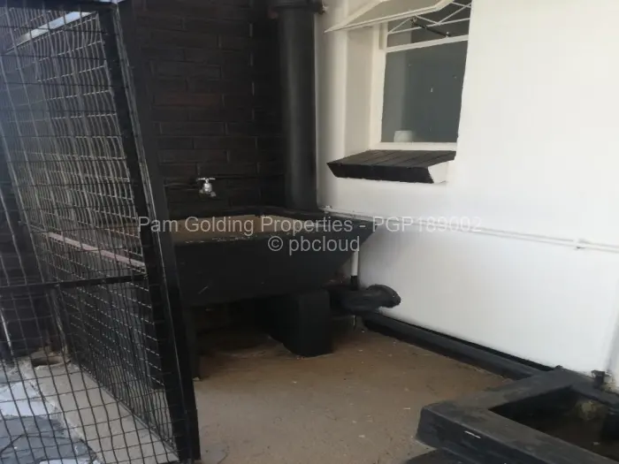 2 Bedroom Cottage/Garden Flat for Sale in Mabelreign, Harare