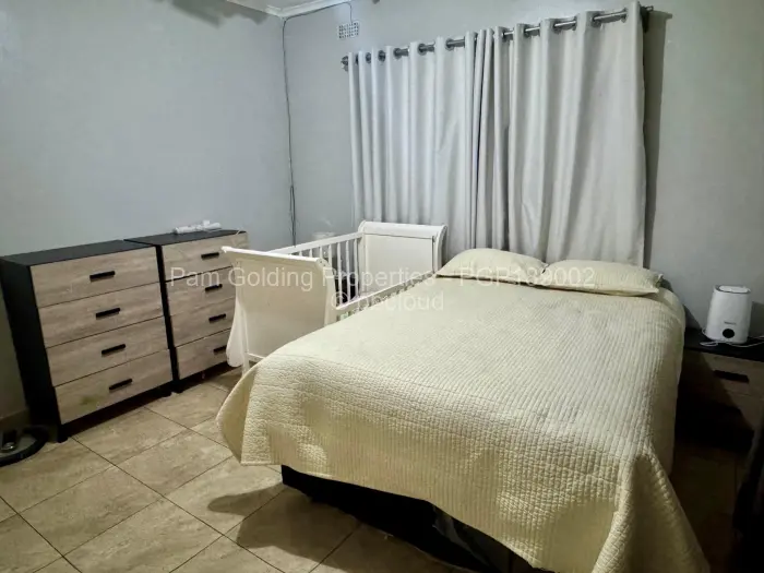 2 Bedroom Cottage/Garden Flat for Sale in Mabelreign, Harare