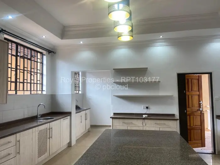 6 Bedroom House to Rent in Glen Lorne, Harare