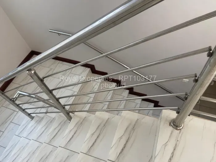 6 Bedroom House to Rent in Glen Lorne, Harare
