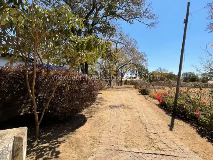 4 Bedroom House for Sale in Hatfield, Harare