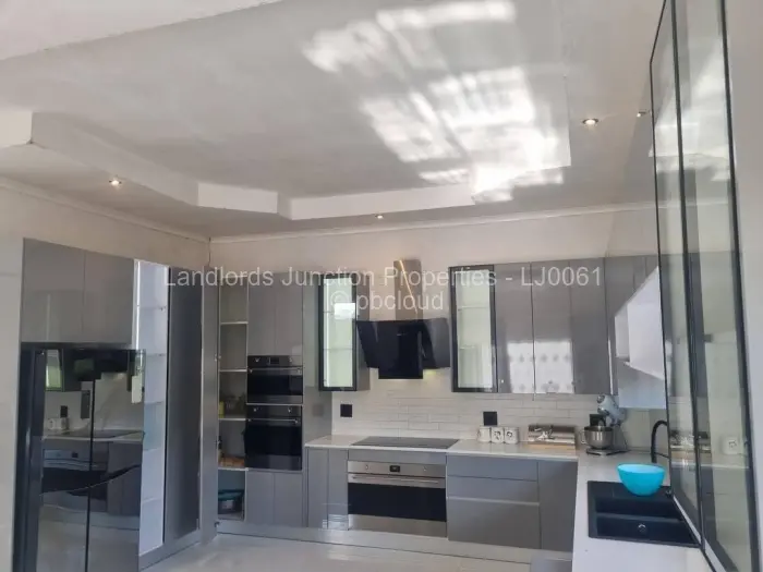 4 Bedroom House for Sale in Hillside Byo, Bulawayo