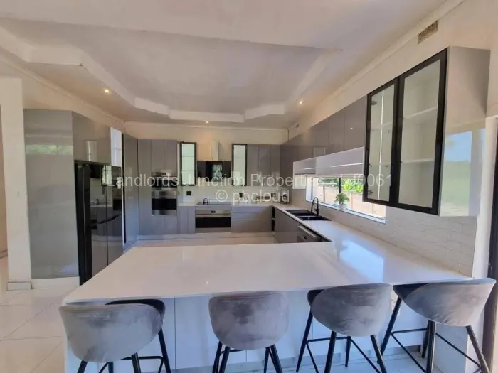 4 Bedroom House for Sale in Hillside Byo, Bulawayo