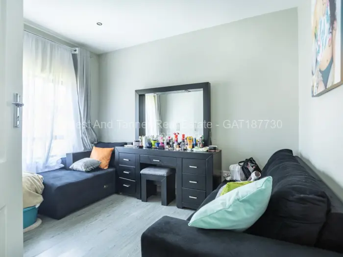 Townhouse/Cluster for Sale in Avondale, Harare