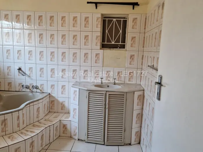 Flat/Apartment to Rent in Marlborough