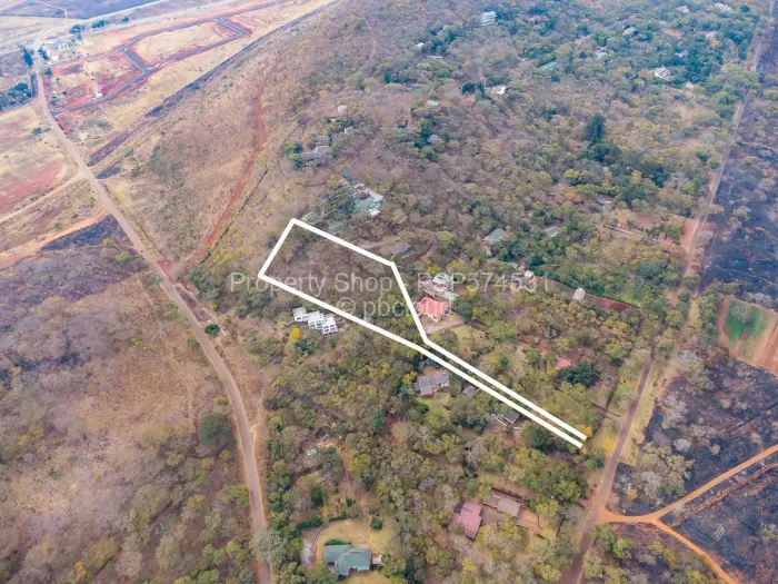 Commercial Stand for Sale in Lake Chivero, Lake Chivero