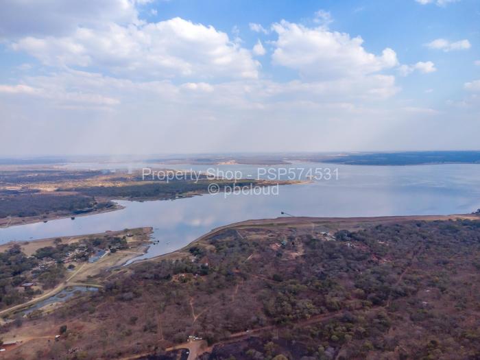 Commercial Stand for Sale in Lake Chivero, Lake Chivero