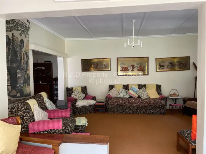 4 Bedroom House for Sale in Hillside Byo, Bulawayo