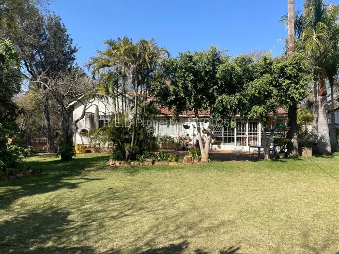 4 Bedroom House for Sale in Hillside Byo, Bulawayo