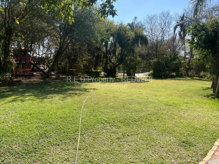 4 Bedroom House for Sale in Hillside Byo, Bulawayo