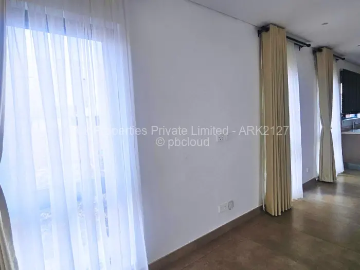 Flat/Apartment to Rent in Mount Pleasant