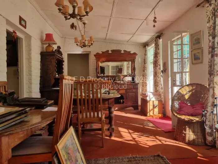 6 Bedroom House for Sale in Fortunes Gate, Bulawayo