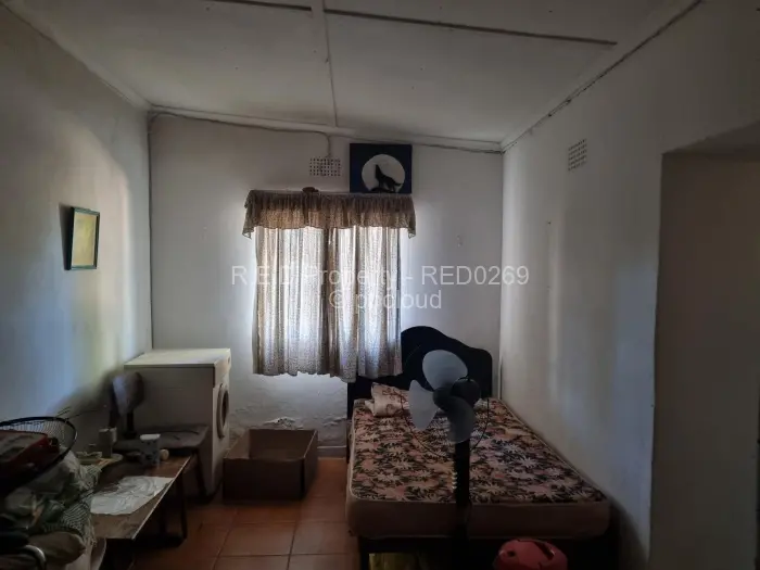 6 Bedroom House for Sale in Fortunes Gate, Bulawayo