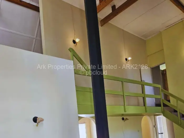 4 Bedroom Cottage/Garden Flat to Rent in Borrowdale, Harare