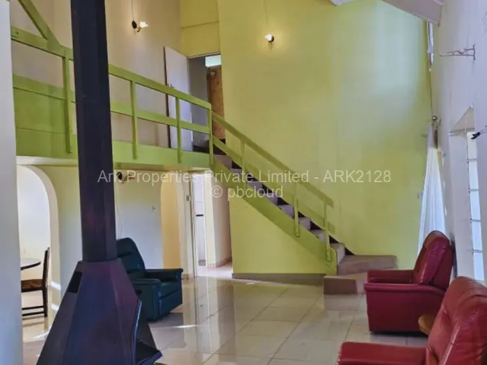 4 Bedroom Cottage/Garden Flat to Rent in Borrowdale, Harare