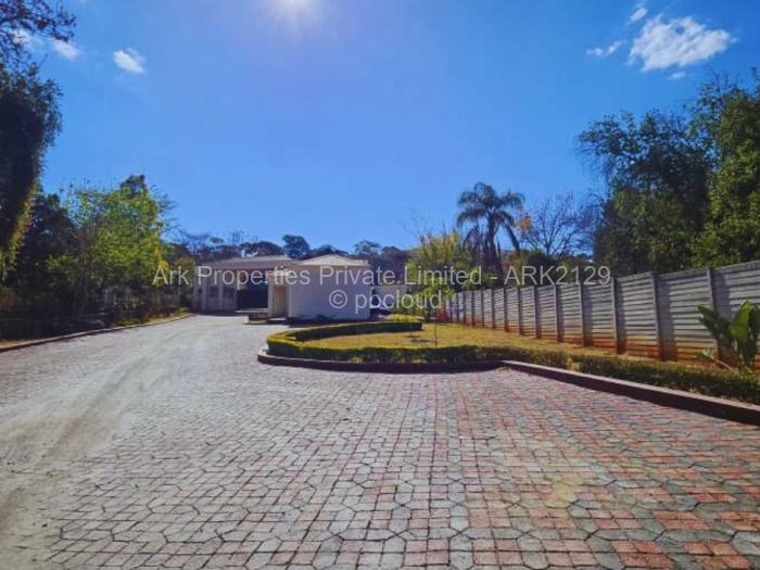 Flat/Apartment to Rent in Helensvale, Harare