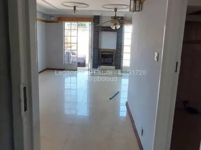 3 Bedroom House to Rent in Msasa Park