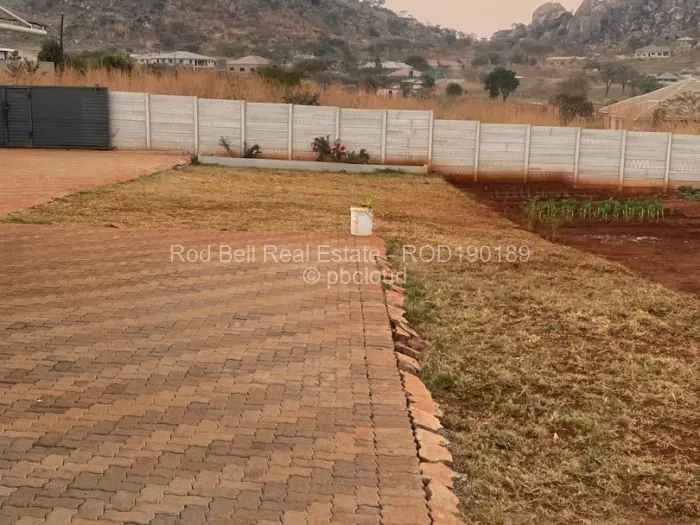 2 Bedroom House for Sale in Crowhill Views, Harare