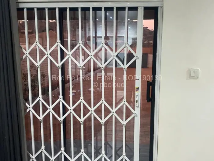 2 Bedroom House for Sale in Crowhill Views, Harare