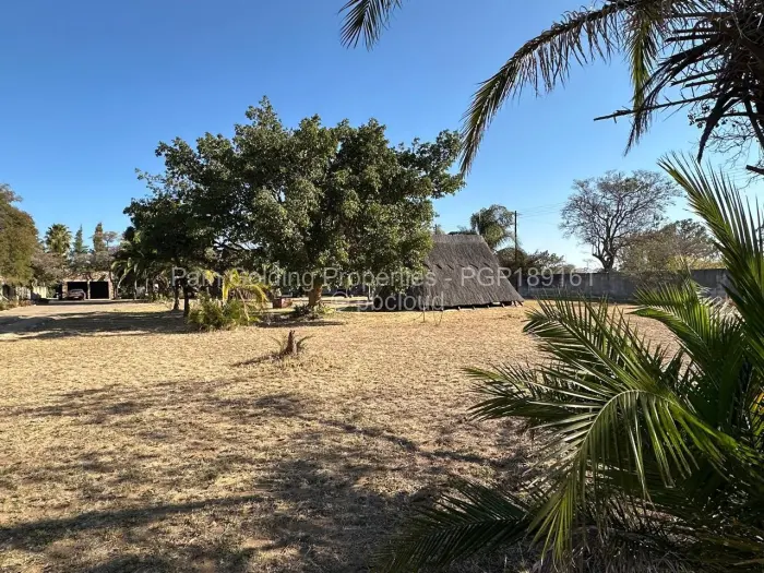 2 Bedroom House for Sale in Burnside, Bulawayo