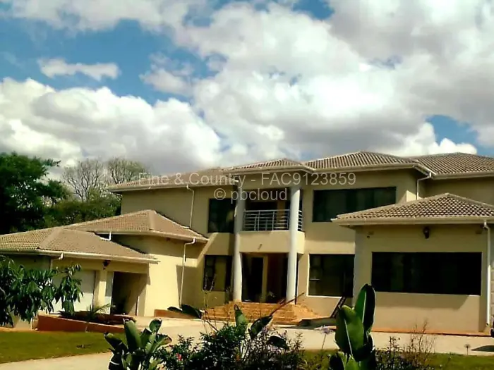 5 Bedroom House to Rent in Gletwin Park, Harare