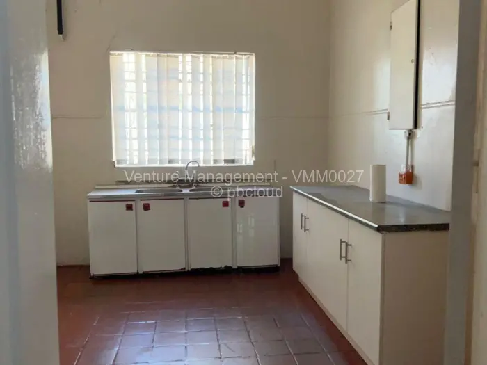 Commercial Property to Rent in Msasa, Harare