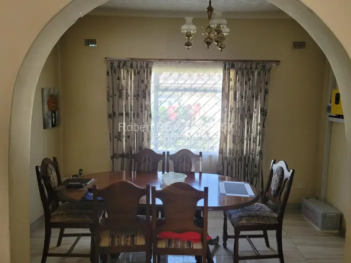 Townhouse/Cluster for Sale in Greendale, Harare