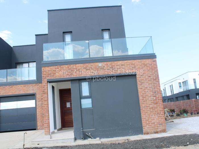 Townhouse/Cluster to Rent in Borrowdale West, Harare