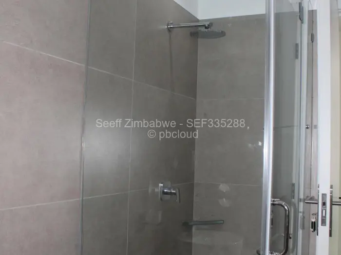 Townhouse/Complex/Cluster to Rent in Borrowdale West