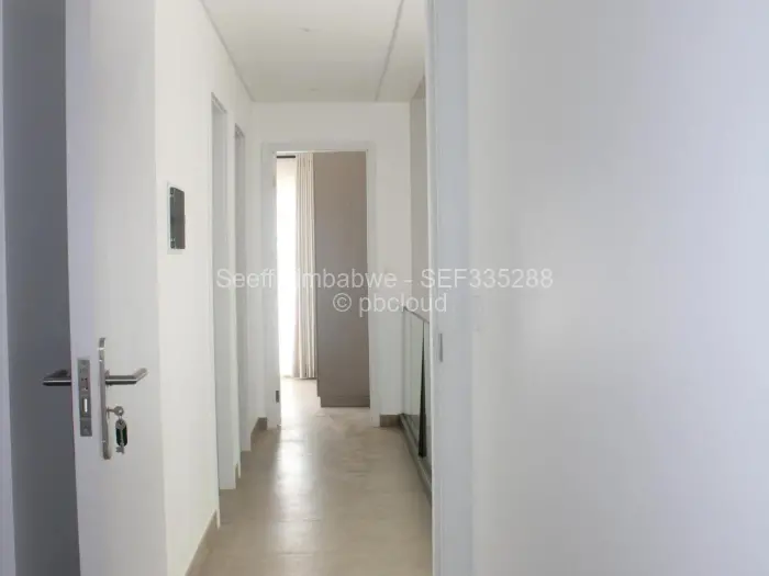 Townhouse/Complex/Cluster to Rent in Borrowdale West