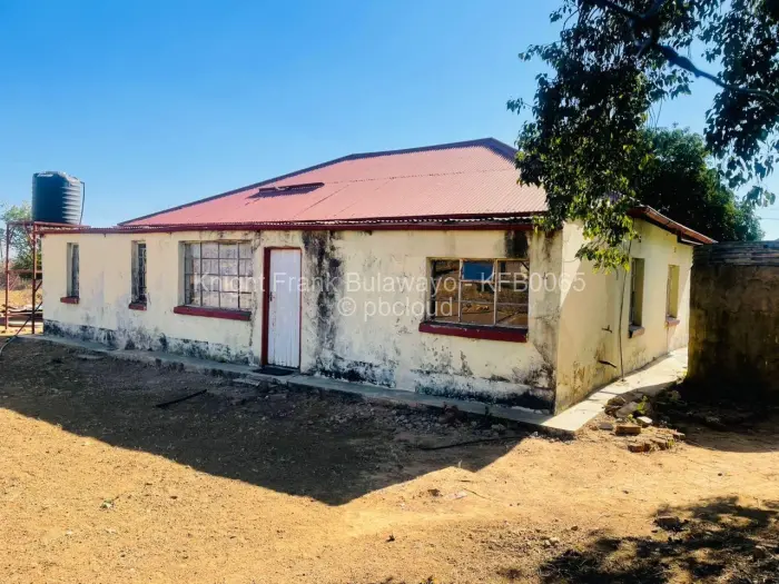 3 Bedroom House for Sale in Montgomery, Bulawayo