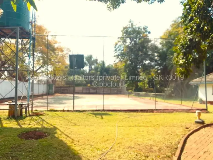 4 Bedroom House for Sale in Chisipite, Harare