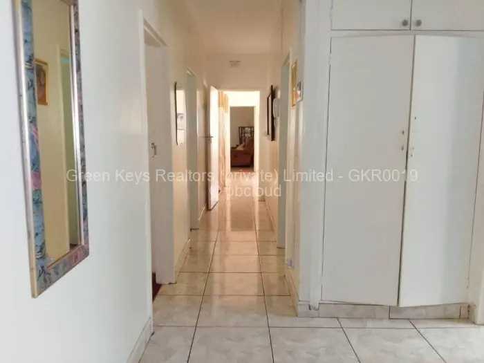 4 Bedroom House for Sale in Chisipite, Harare