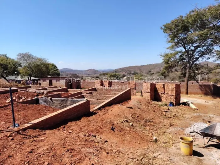 Townhouse/Complex/Cluster for Sale in Shawasha Hills, Harare