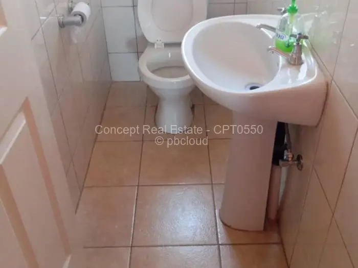 4 Bedroom House to Rent in Manresa, Harare
