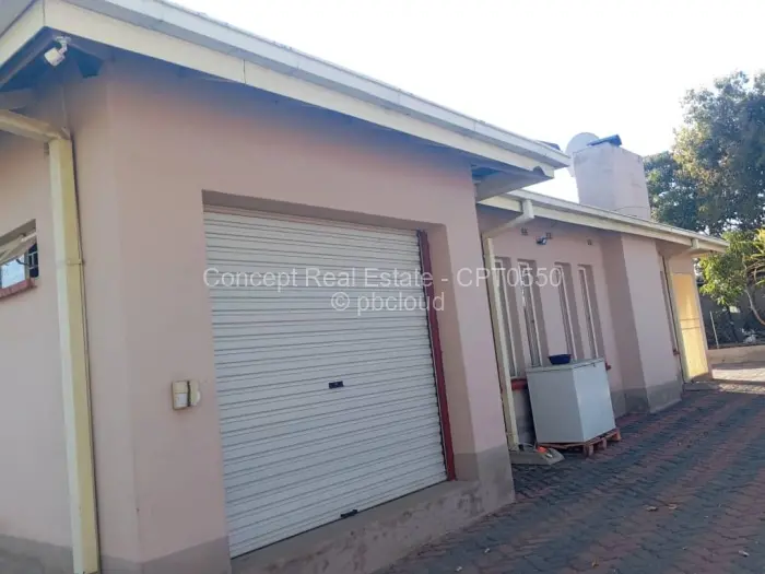 4 Bedroom House to Rent in Manresa, Harare
