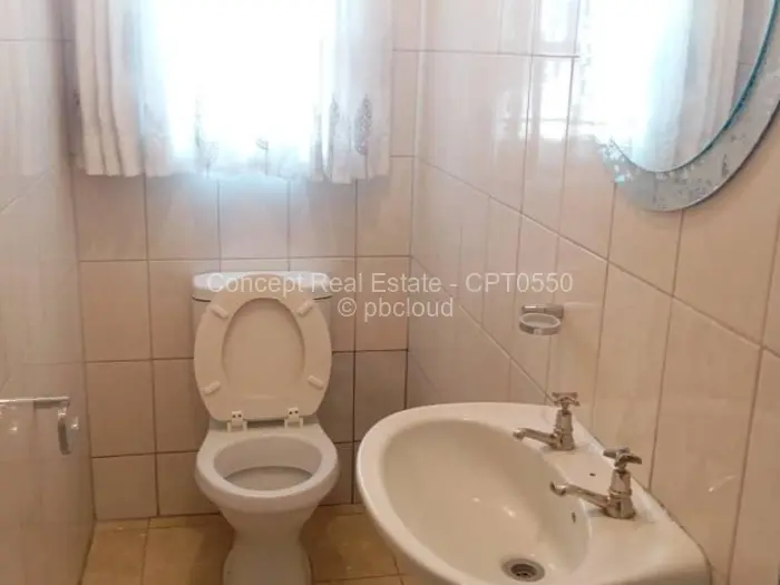 4 Bedroom House to Rent in Manresa, Harare