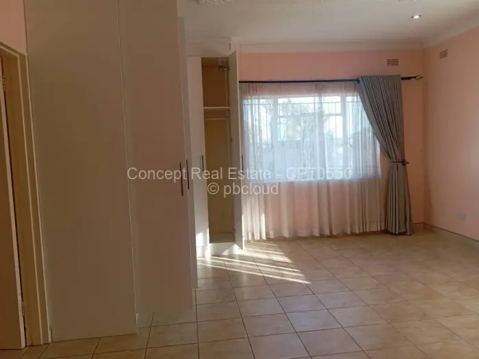 4 Bedroom House to Rent in Manresa, Harare